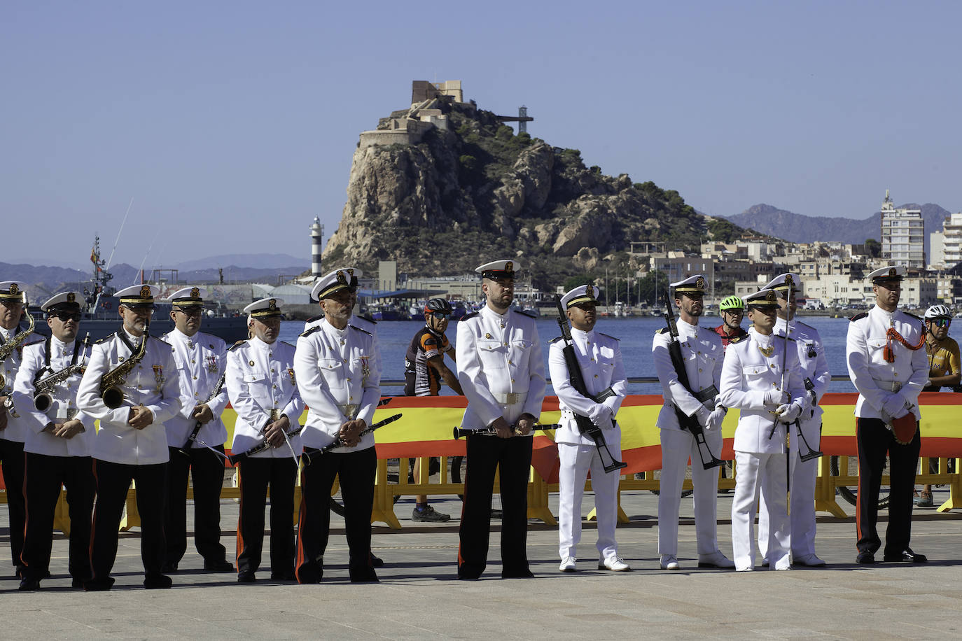 Las imágenes de la jura de bandera para civiles en Águilas
