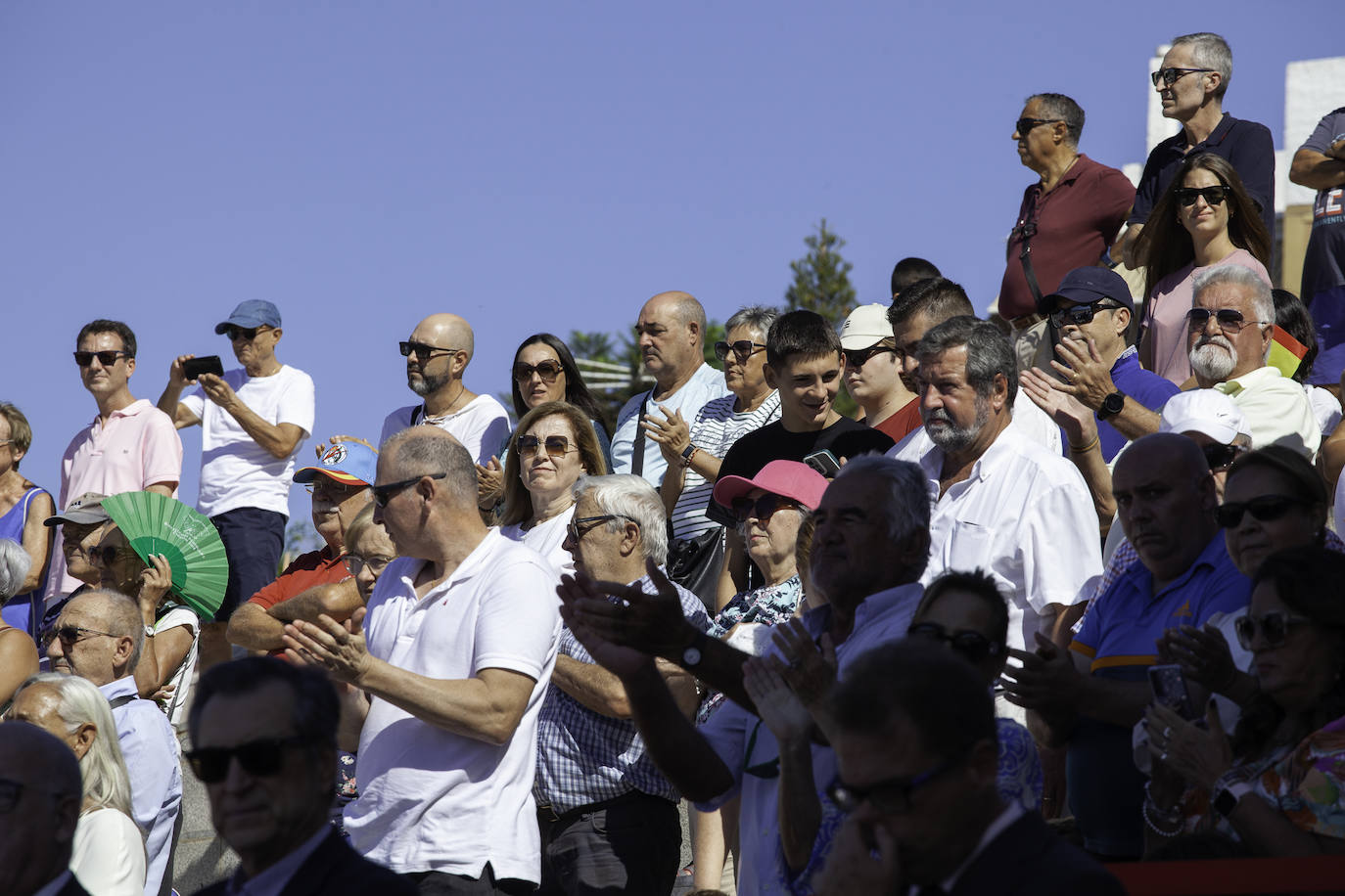 Las imágenes de la jura de bandera para civiles en Águilas