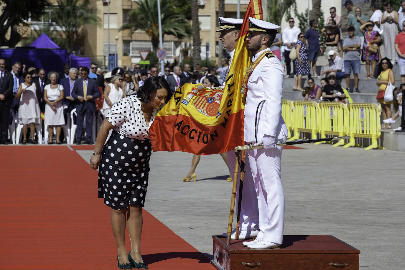 Las imágenes de la jura de bandera para civiles en Águilas
