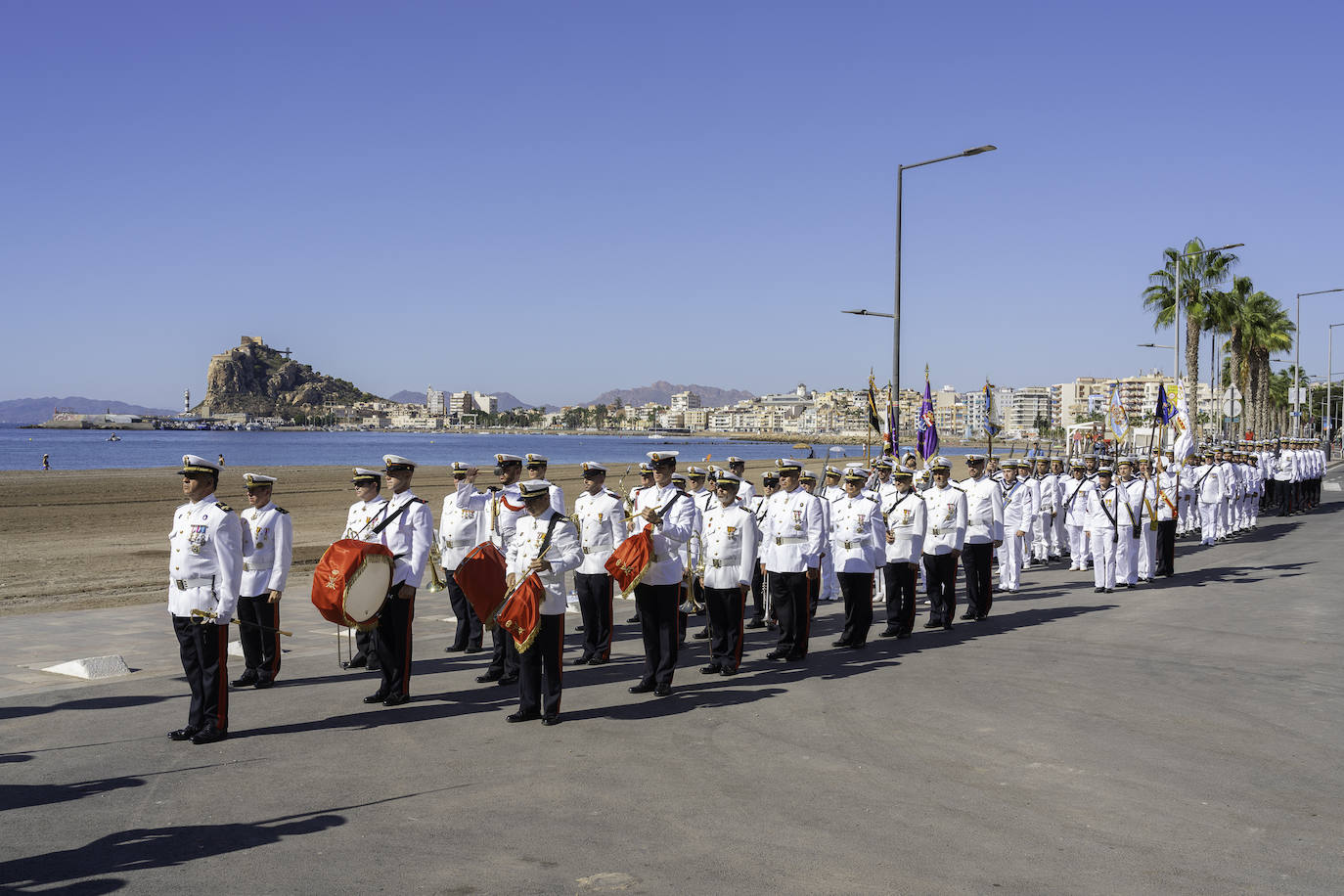 Las imágenes de la jura de bandera para civiles en Águilas