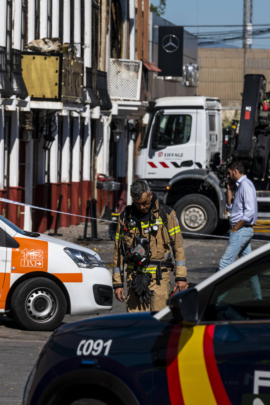 El incendio de tres discotecas de Murcia, en imágenes