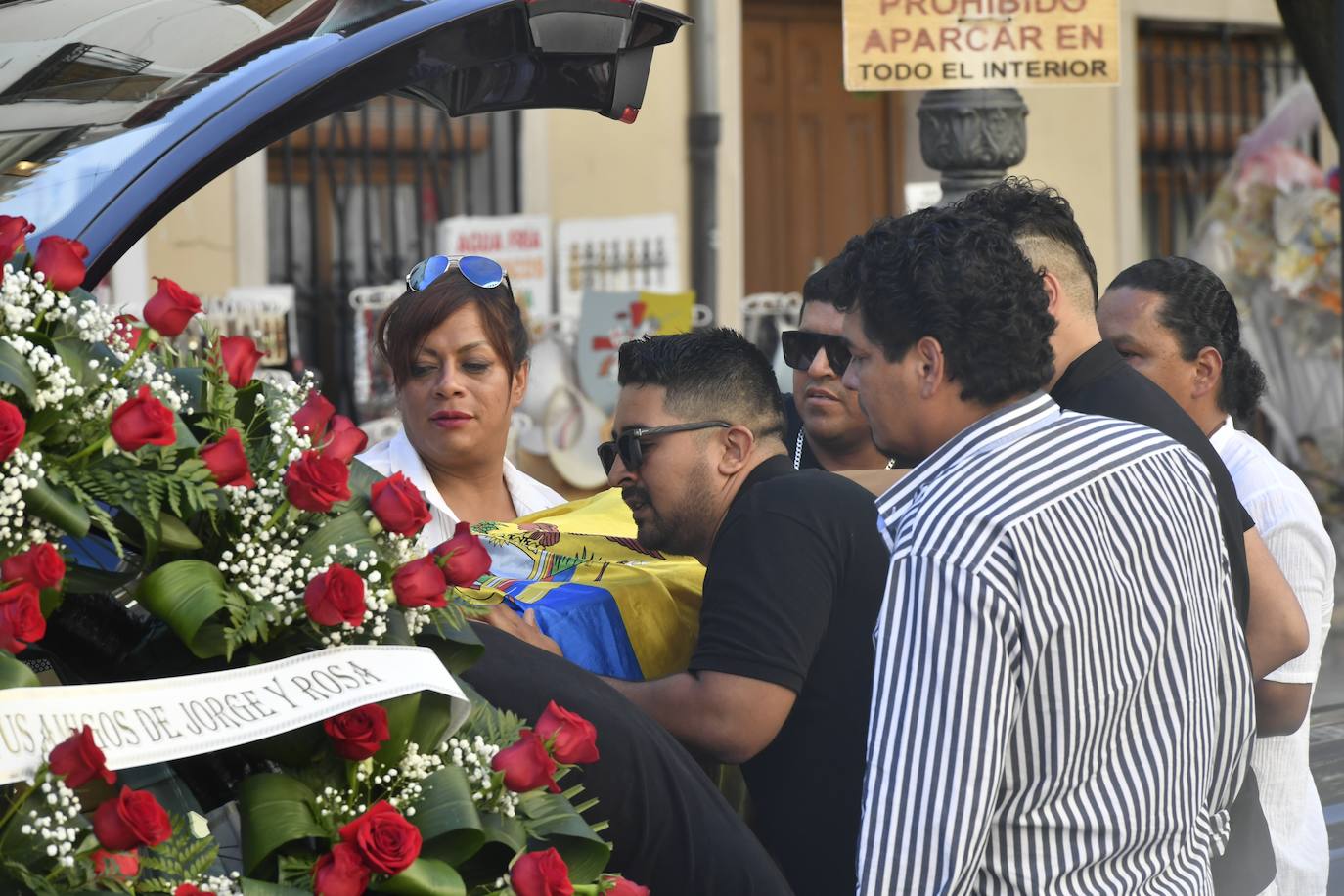 El funeral en Caravaca de cuatro de las víctimas de la tragedia en Las Atalayas, en imágenes