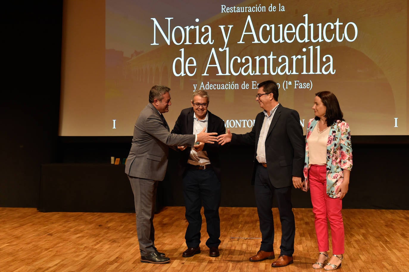 La entrega de galardones a los profesionales de la arquitectura, en imágenes