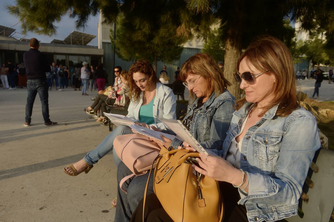 En imágenes: El Campus de Espinardo acoge el examen de Técnico Auxiliar no Sanitario