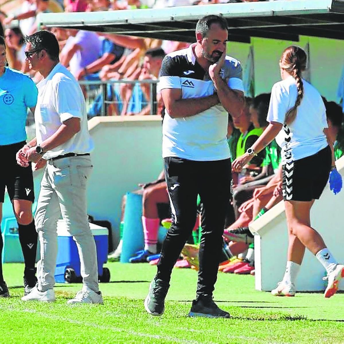 Barrero quiere tumbar al Murcia en su estreno en el Estadio Balear