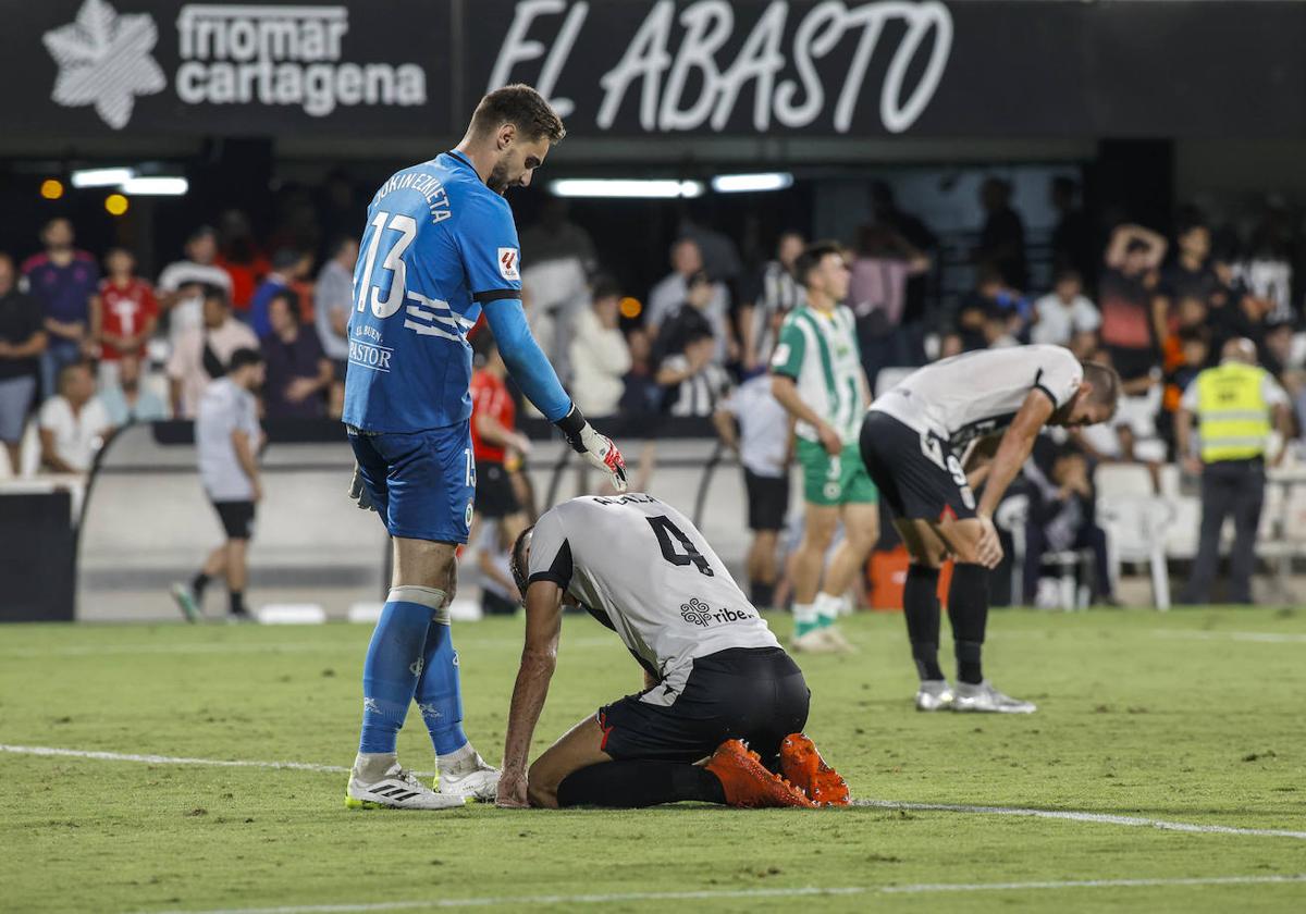La derrota del Cartagena frente al Racing, en imágenes
