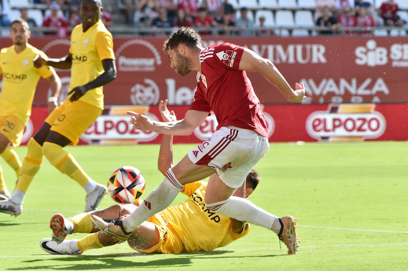 La victoria del Real Murcia frente al Algeciras, en imágenes