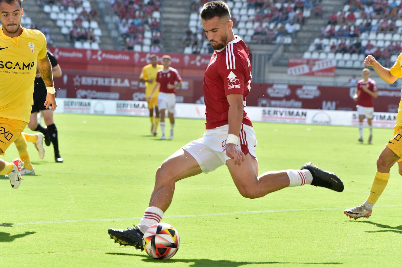 La victoria del Real Murcia frente al Algeciras, en imágenes