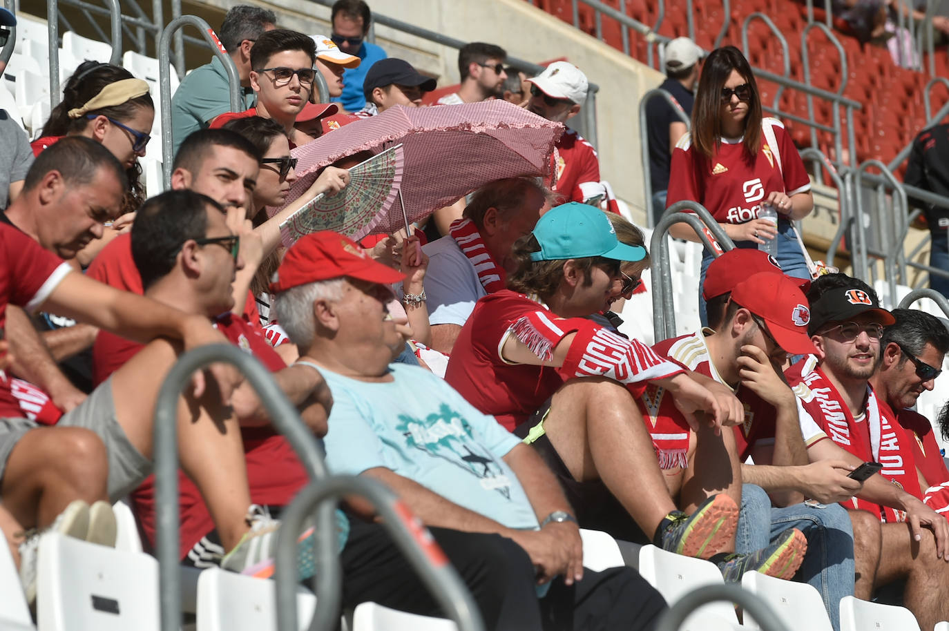 La victoria del Real Murcia frente al Algeciras, en imágenes