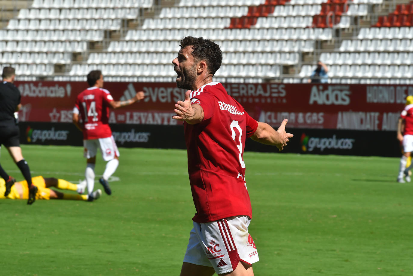 La victoria del Real Murcia frente al Algeciras, en imágenes