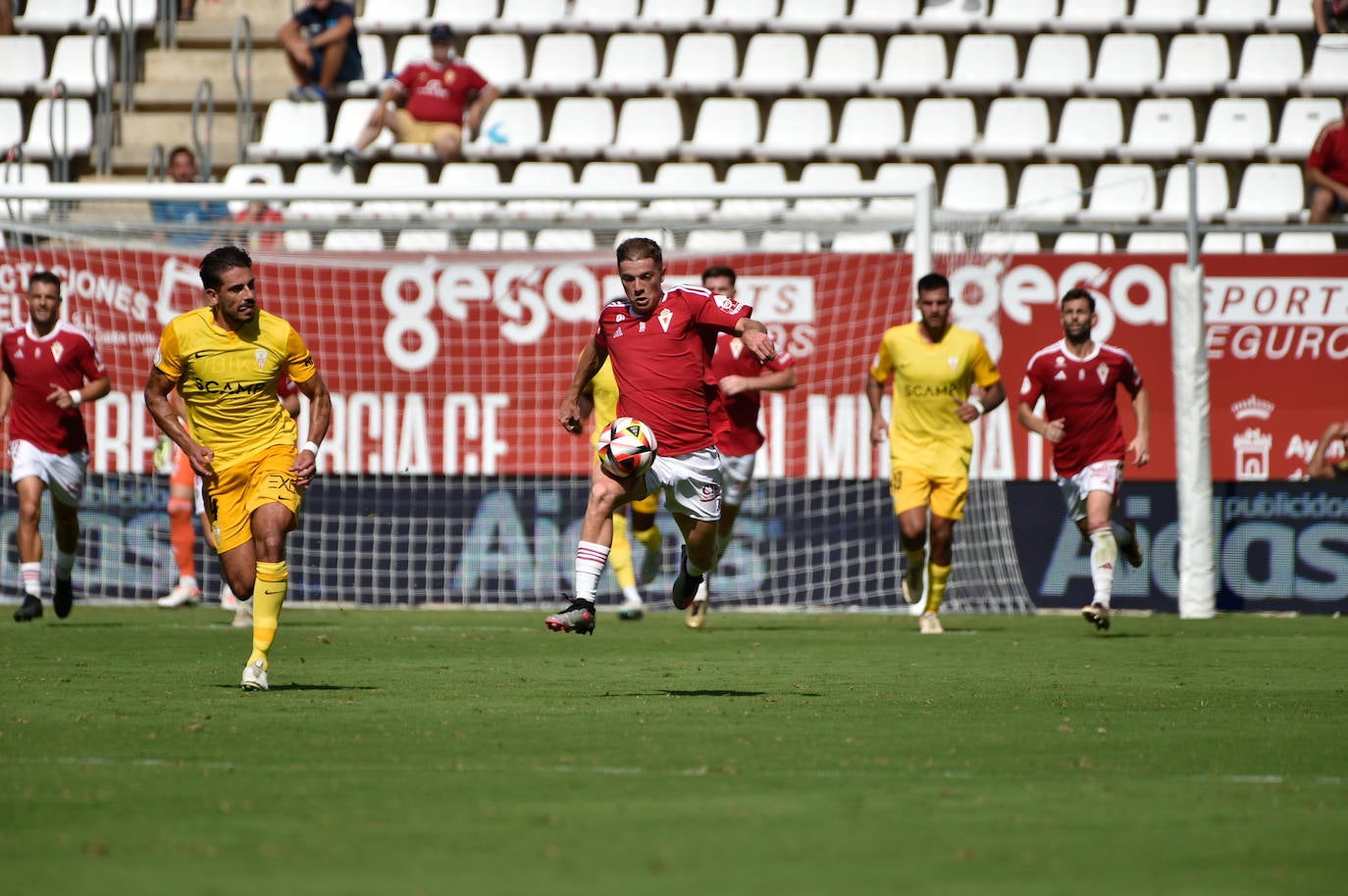 La victoria del Real Murcia frente al Algeciras, en imágenes