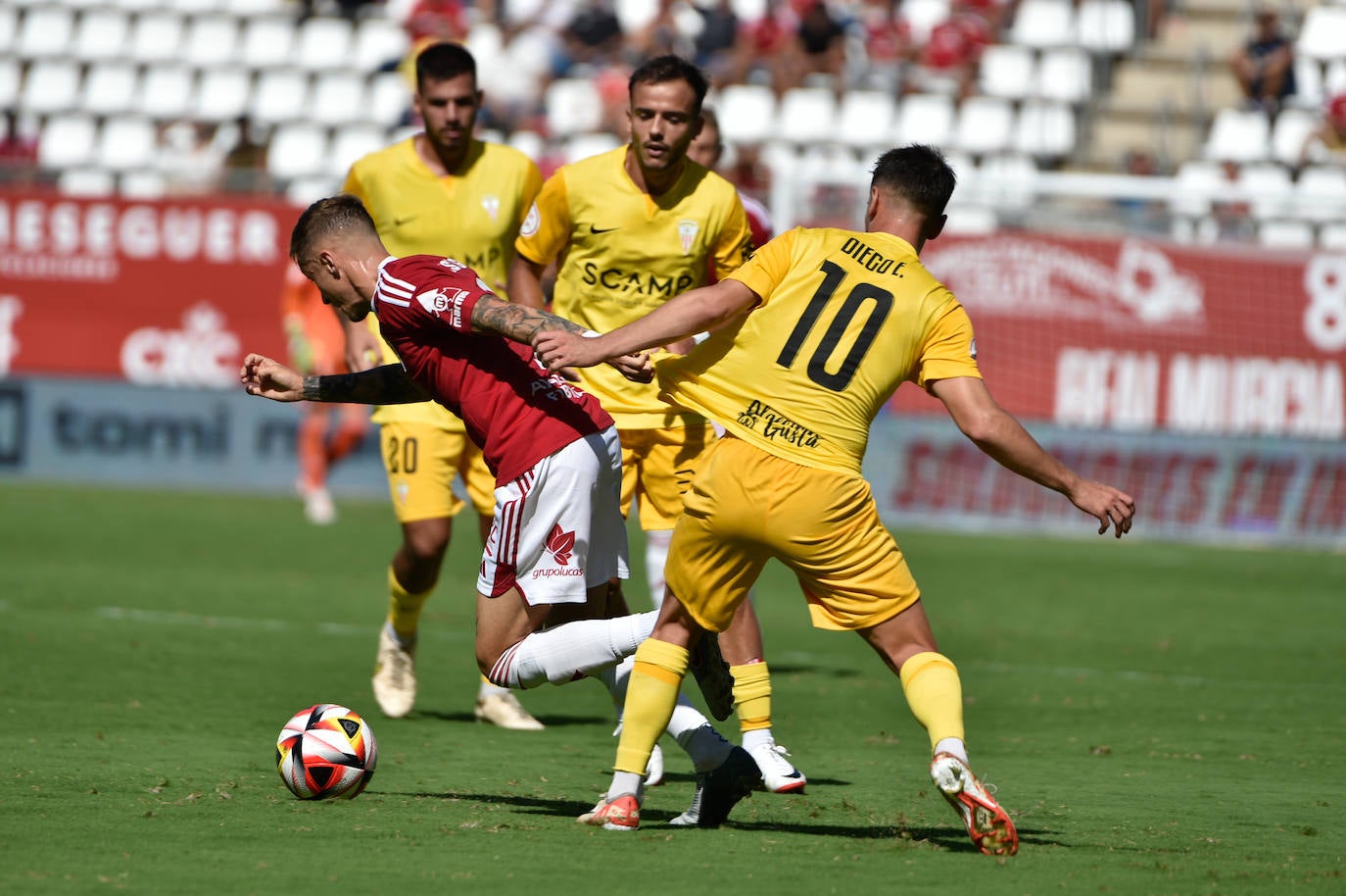 La victoria del Real Murcia frente al Algeciras, en imágenes