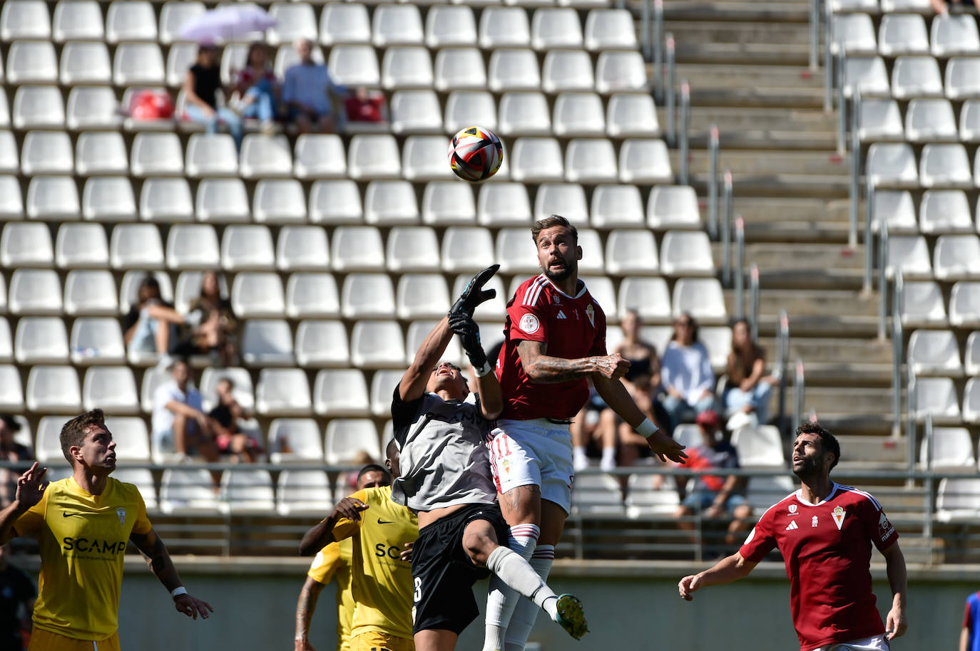 La victoria del Real Murcia frente al Algeciras, en imágenes