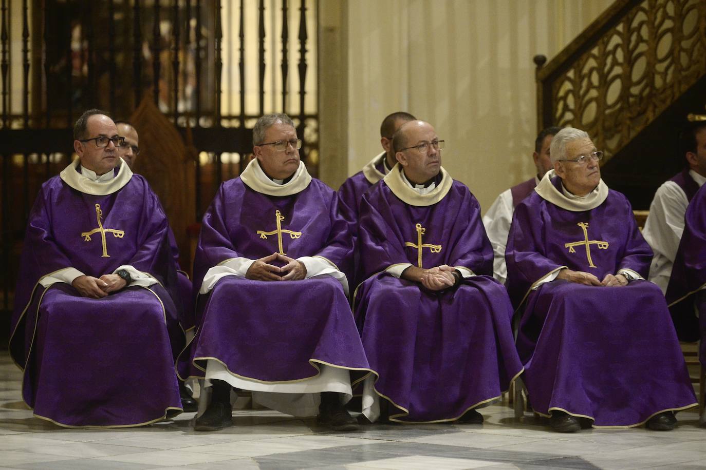 Las imágenes del funeral en la Catedral por los 13 de Atalayas