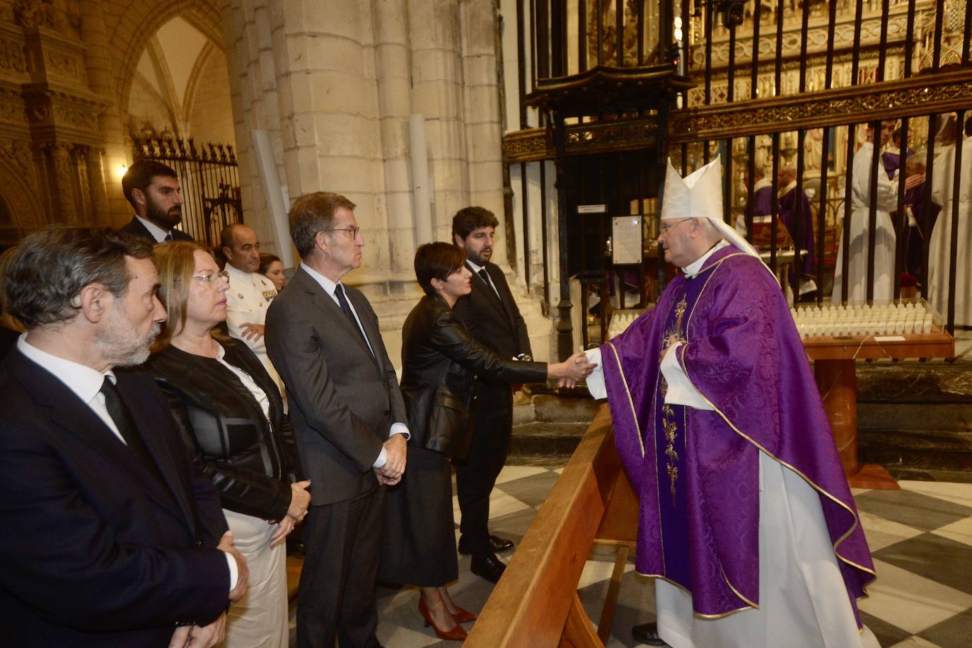 Las imágenes del funeral en la Catedral por los 13 de Atalayas