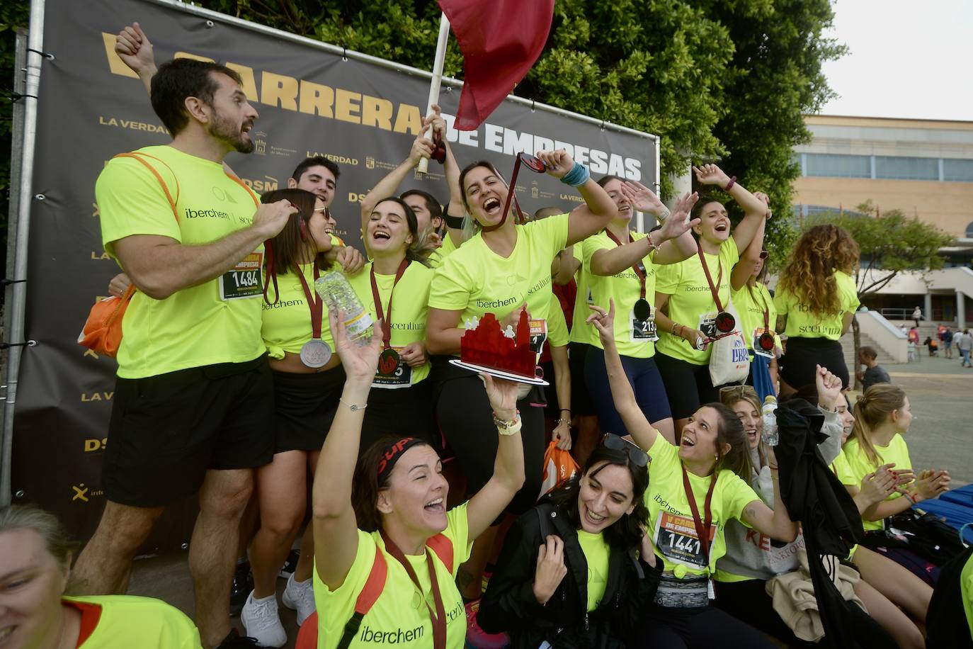 El podio de los participantes en la Carrera de Empresas de Murcia 2023