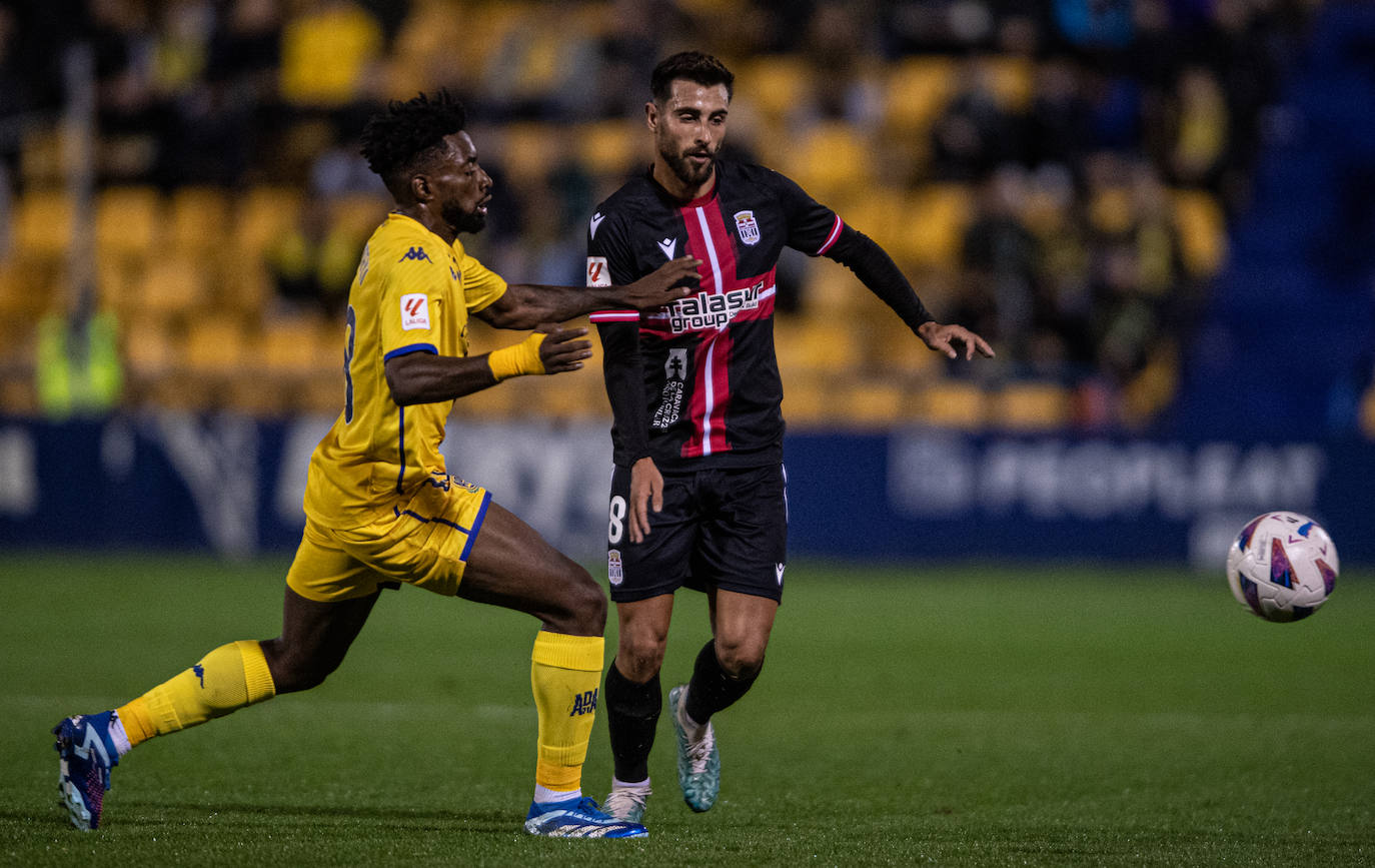 El empate del Cartagena frente al Alcorcón, en imágenes