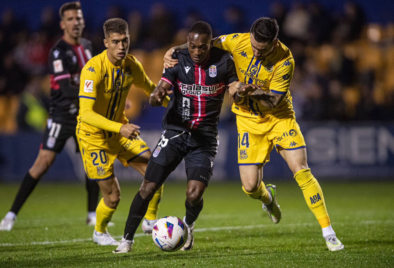 El empate del Cartagena frente al Alcorcón, en imágenes
