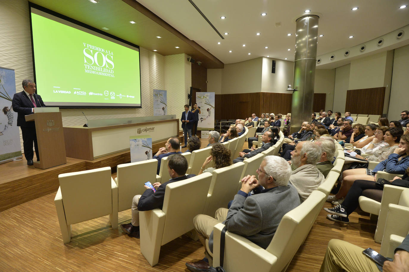 Entrega de los premios de sostenibilidad de LA VERDAD, en imágenes