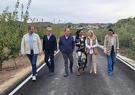 La consejera Rubira y la alcaldesa Del Amor visitaron ayer la zona.