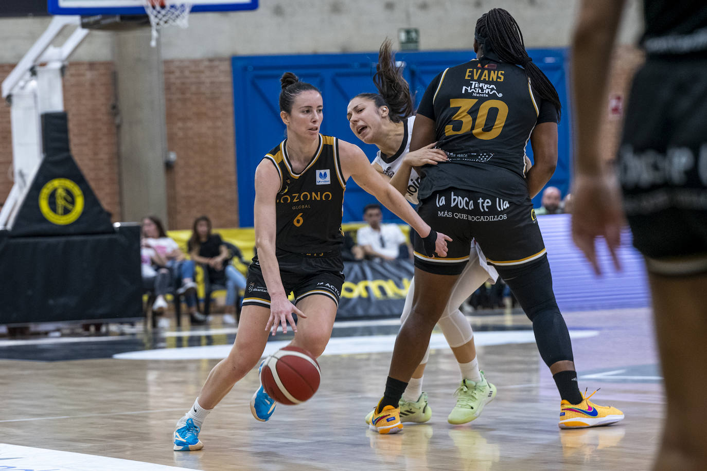 Las imágenes del patido Jairis-Gernika (55-66)