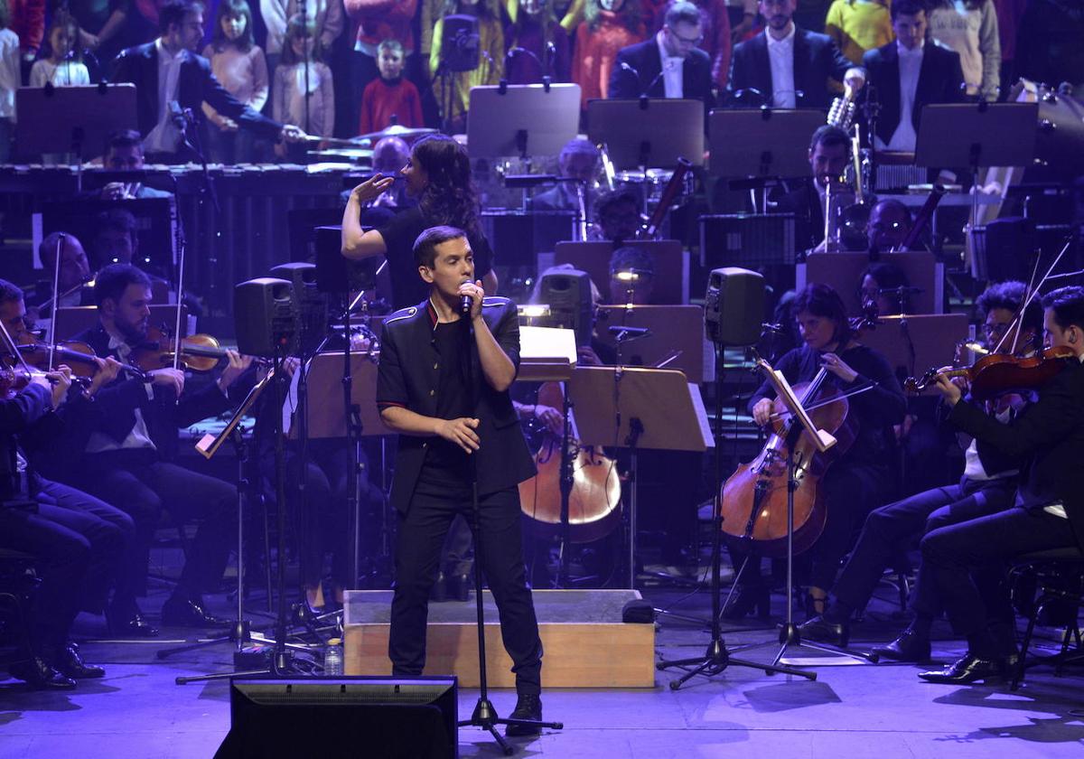 Jorge Ruiz, el vocalista de Maldita Nerea, en concierto.