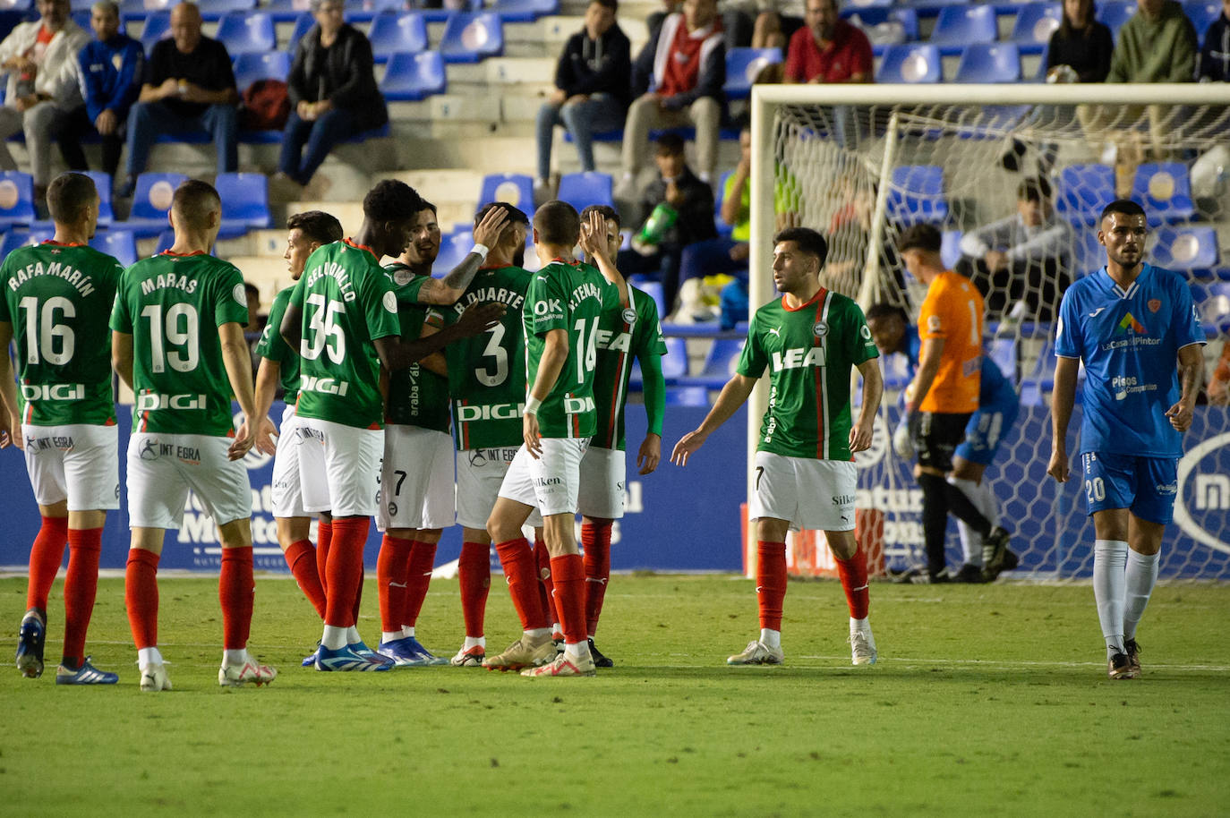 Las imágenes del Deportivo Murica-Alavés (0-10)