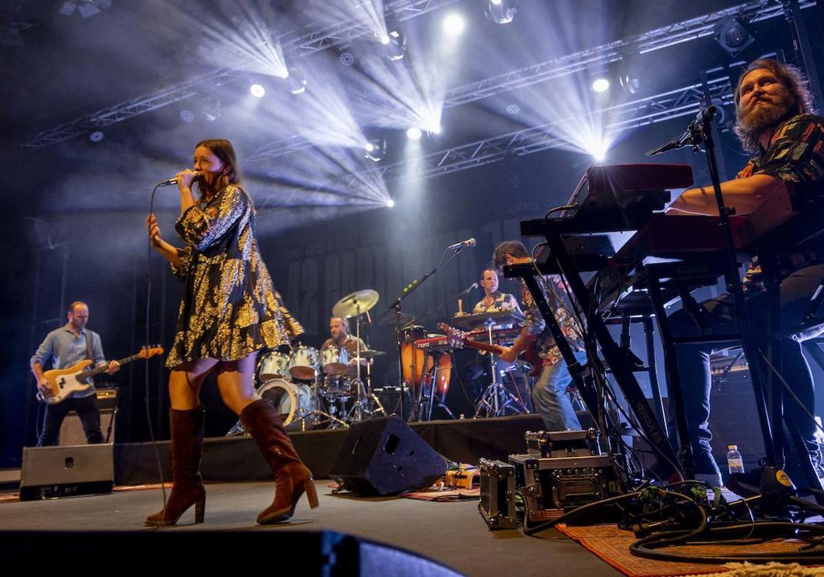 El grupo Morgan, durante el concierto en el Cartagena Jazz Festival.