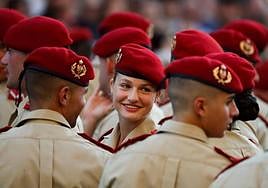 La Princesa Leonor participa en un acto del Ejército de Tierra en la Academia Militar de Zaragoza, donde cursa el primero de sus tres años de formación.