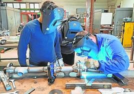 Varios alumnos, durante un curso del SEF.