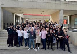 Los voluntarios de Región de Murcia Gastronómica, este lunes.