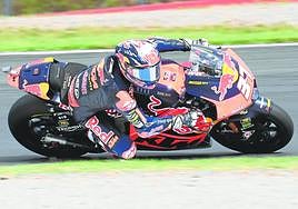 Pedro Acosta, en acción, en el circuito japonés de Motegi, el pasado 1 de octubre.