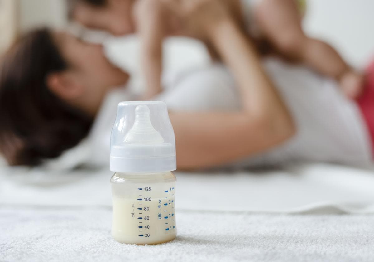 Los 11 mejores biberones anticólicos para prevenir los gases de tu bebé