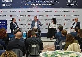 La jornada de Segittur sobre transformación digital del sector turístico en Murcia, en imágenes