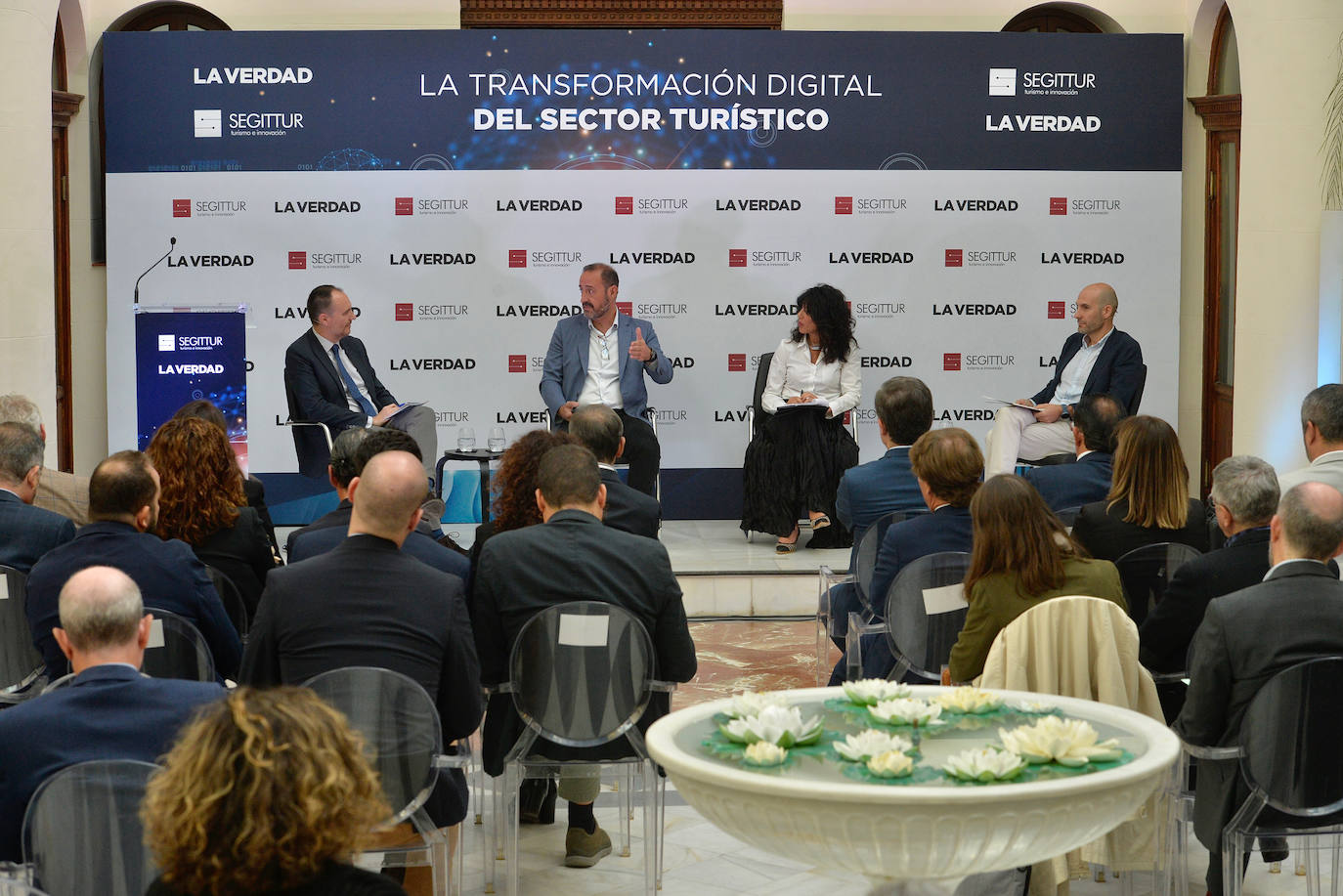 La jornada de Segittur sobre transformación digital del sector turístico en Murcia, en imágenes