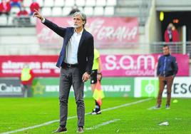 Pablo Alfaro en el Enrique Roca en su debut con el Córdoba en el curso 2020-21.