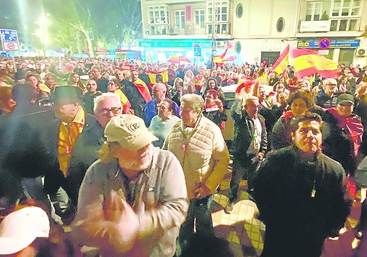 Protestas en Cartagena por los acuerdos de investidura de Pedro Sánchez | La Verdad