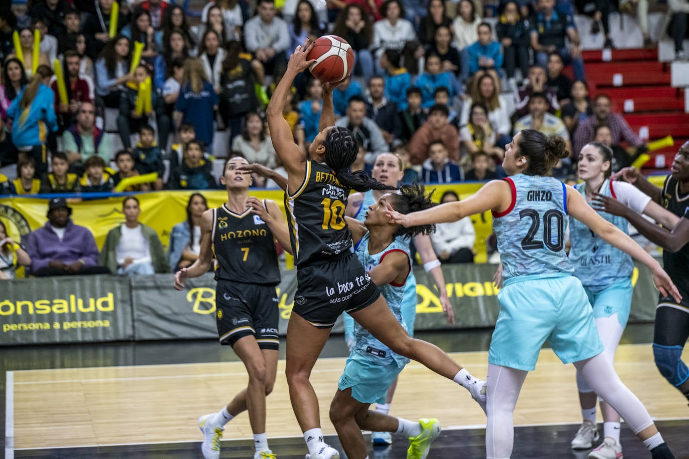 Las imágenes del Jairis-Barça (64-66)