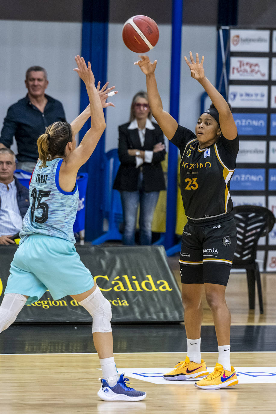 Las imágenes del Jairis-Barça (64-66)