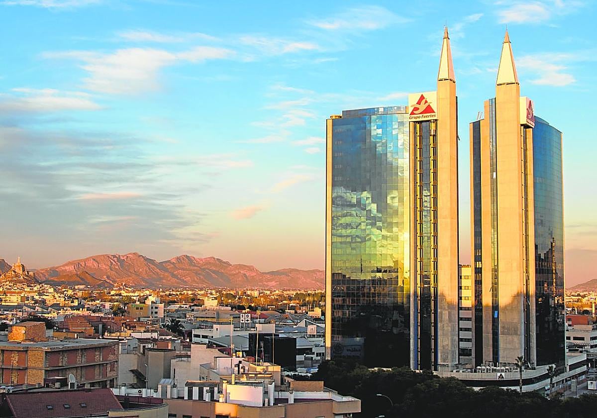 Edificio Urban Center, de Grupo Fuertes.