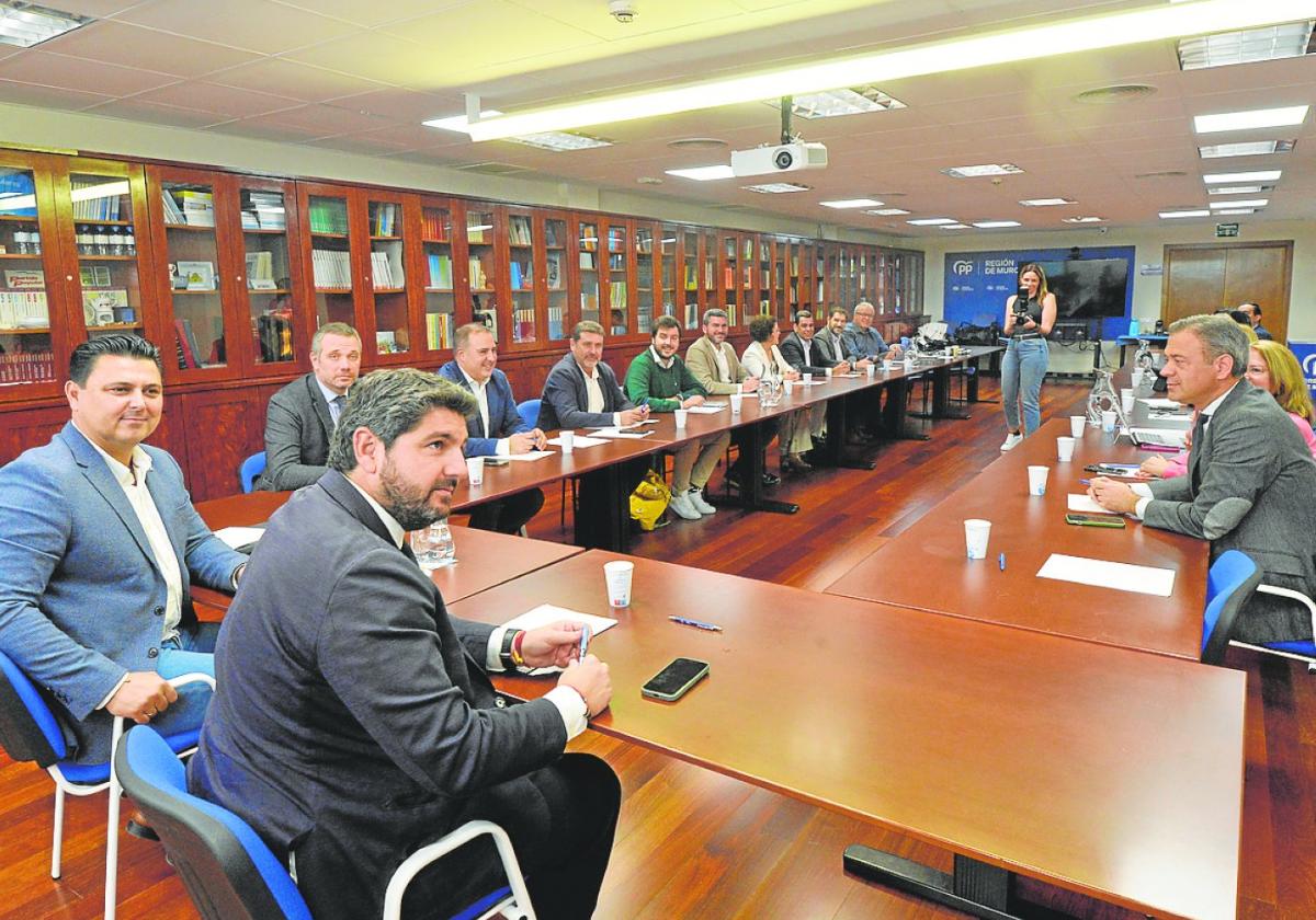 Luengo, López Miras, Ortuño y Segado, entre otros, en el Comité Directivo del PP de ayer.