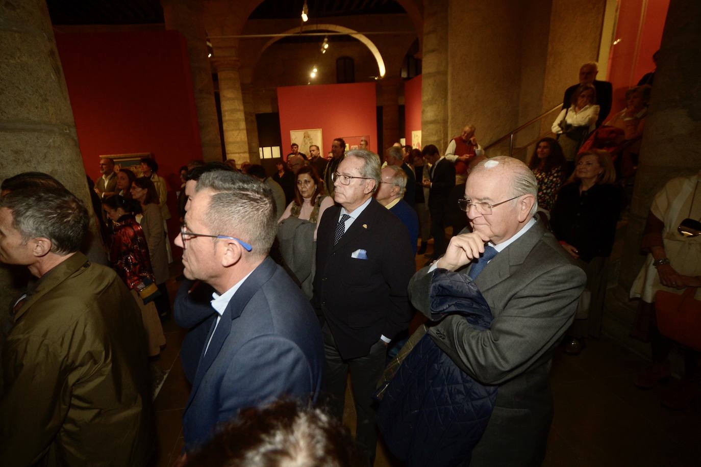 La inauguración de la exposición por el 100 aniversario del Suplemento Literario de LA VERDAD, en imágenes