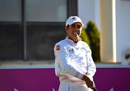 Ana Peláez en el tee del 1 al iniciar la jornada del viernes