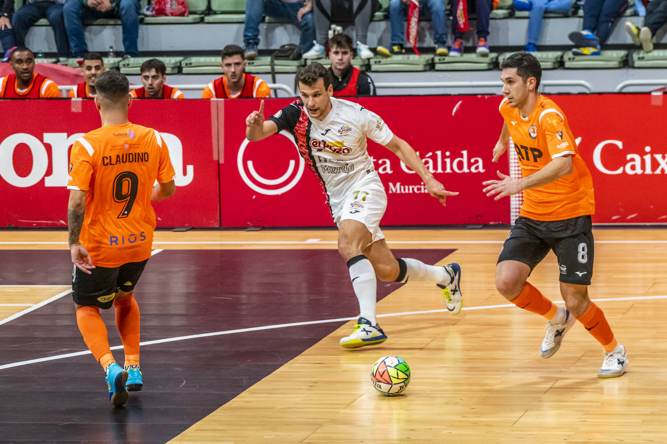 El empate de ElPozo Murcia frente al Ribera Navarra, en imágenes