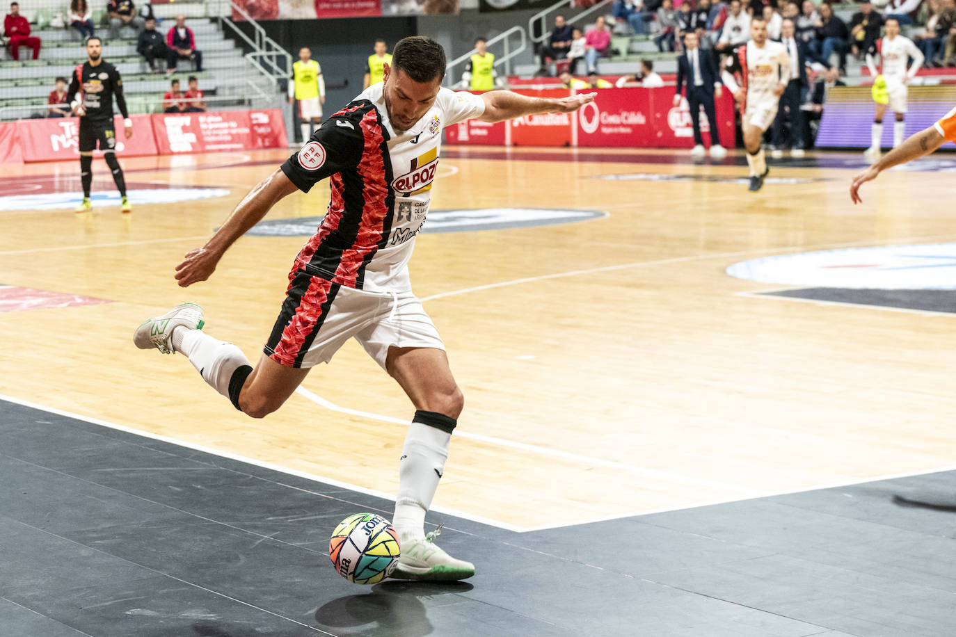 El empate de ElPozo Murcia frente al Ribera Navarra, en imágenes