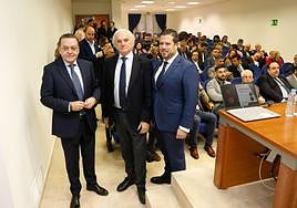 El presidente de Croem, el vicepresidente de la CEOE y el presidente de Ceclor en la jornada 'Empresabios' organizada por la patronal lorquina.