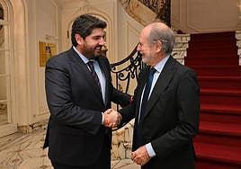 López Miras, junto al embajador de España en Bélgica, Alberto Antón Cortés.