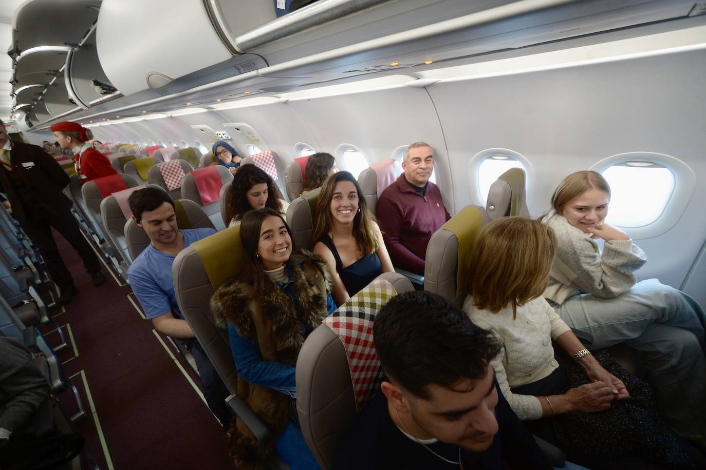 El vuelo entre Madrid y Murcia, en imágenes