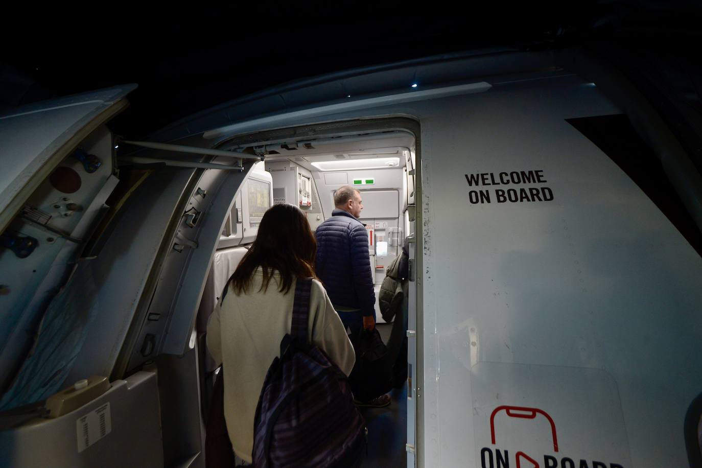 El vuelo entre Madrid y Murcia, en imágenes