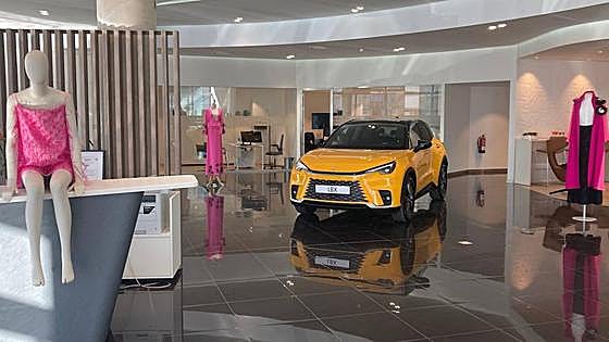Lexus presenta su nuevo LBX con un 'roadshow'